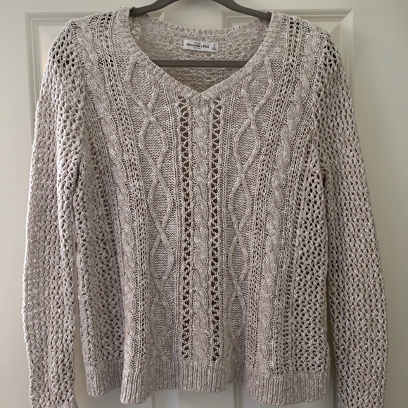 Abercrombie & Fitch Sweaters - Abercrombie & Fitch open knit v-neck sweater